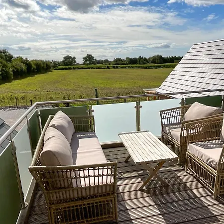 „utkiek“ - Hof Mühlenkoppel Hasselberg (Schleswig-Holstein)